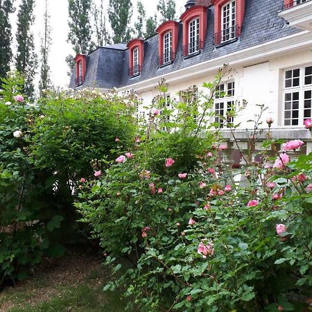 Hotel Le Domaine De Barbizon Saint-Martin-en-Bière Exterior foto