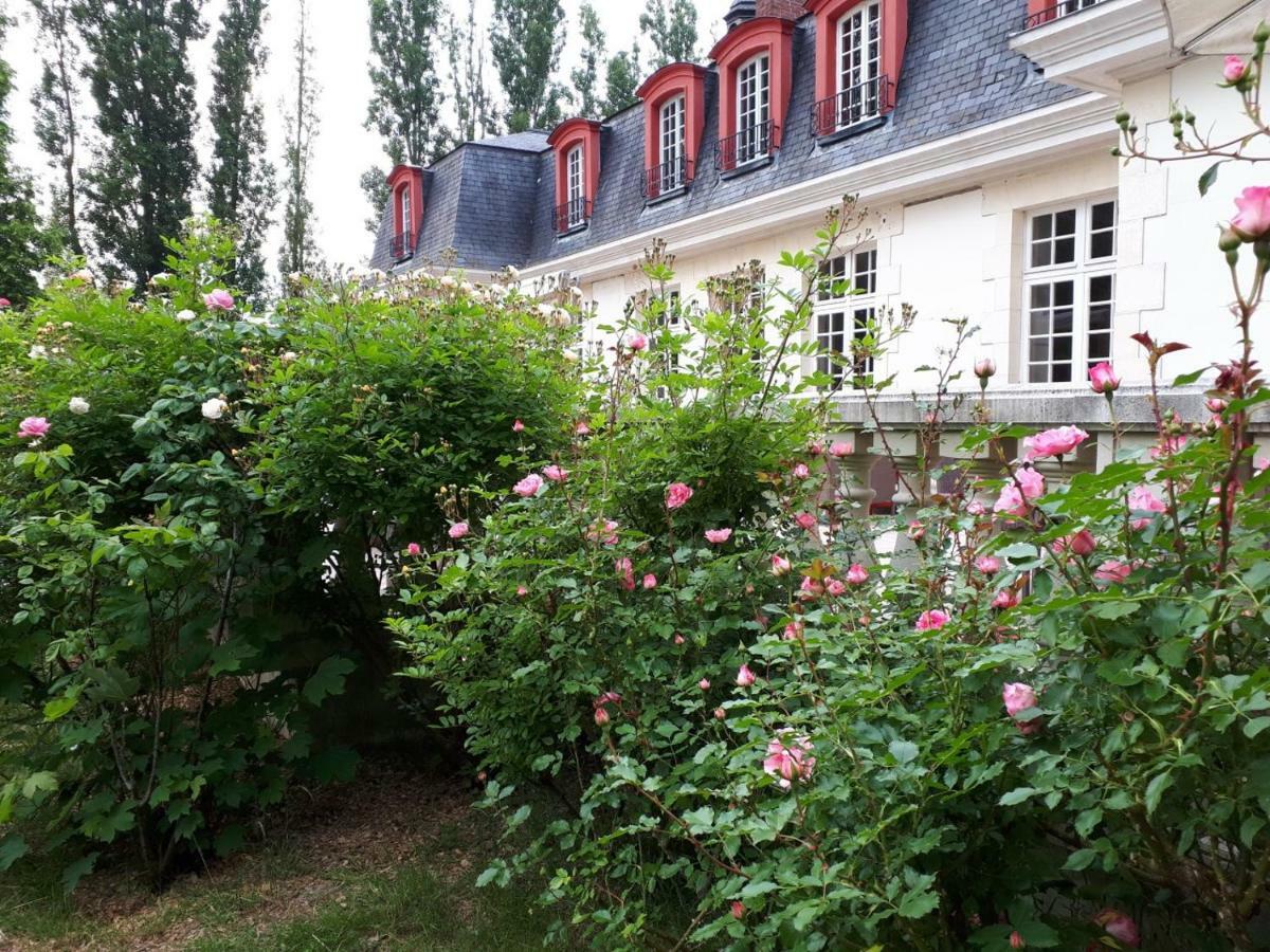 Hotel Le Domaine De Barbizon Saint-Martin-en-Bière Exterior foto