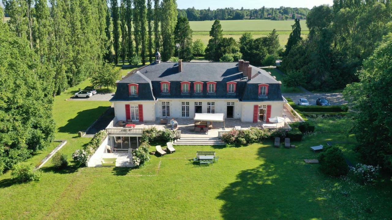 Hotel Le Domaine De Barbizon Saint-Martin-en-Bière Exterior foto